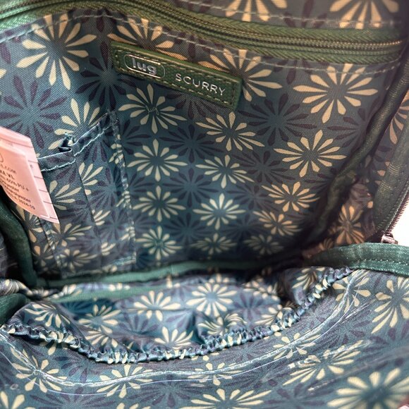 Lug Scurry Wickedly Green Matte Luxe  VL Sling Bag - EUC main image 8